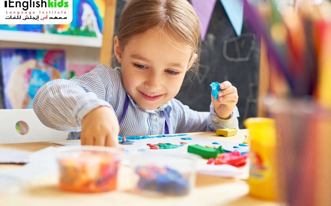 المخيم الصيفي في آي إنجلش: تعلم، مرح، وتطوير في بيئة آمنة وإبداعية!